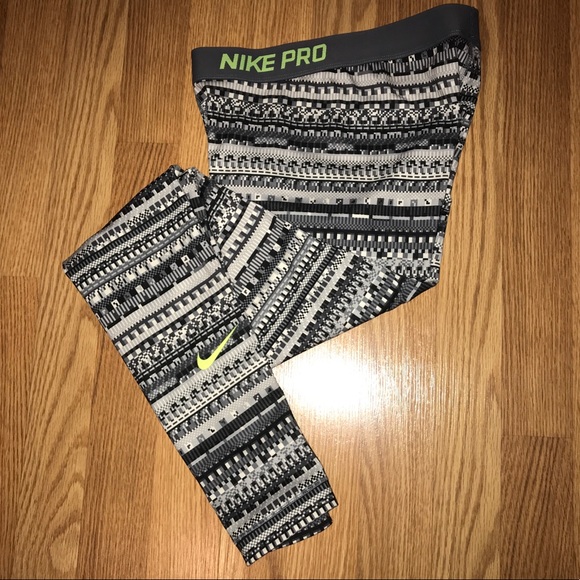 Nike Pants - Nike Pro Dri-Fit Rare pants Neon Detail XS